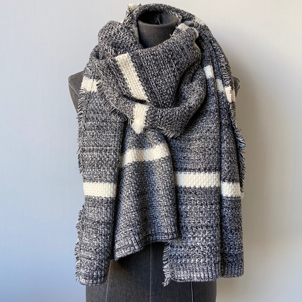 Banana Republic Large Knit Blanket Scarf